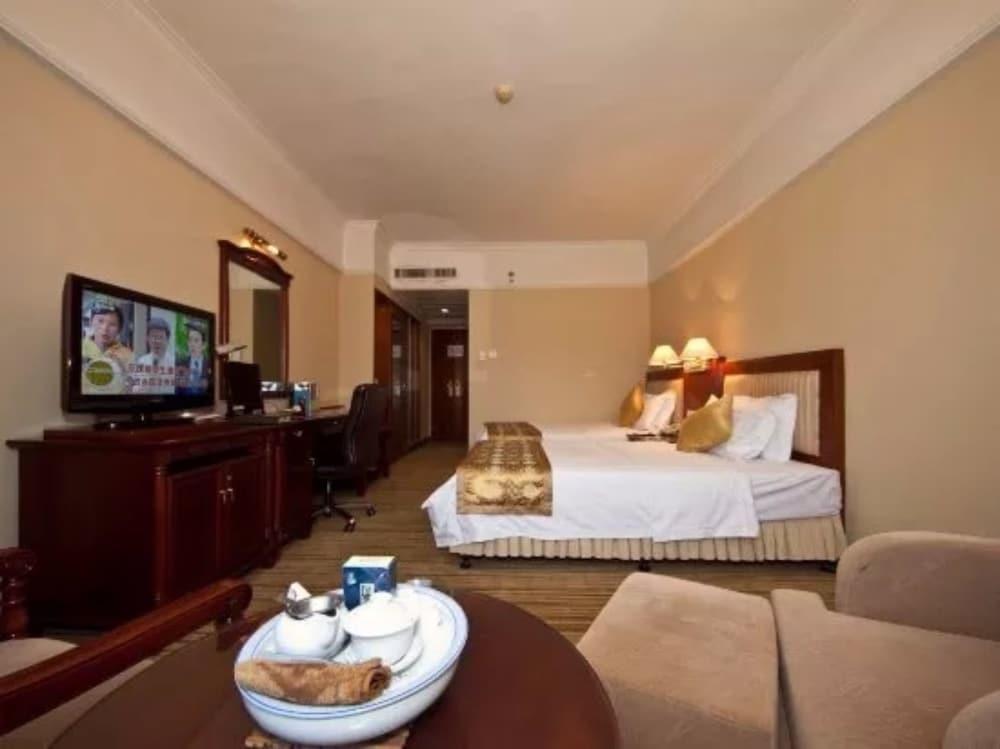 Sunshine Holiday Hotel Fuzhou Фучжоу Екстериор снимка